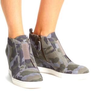 LINEA Paolo 7.5 Felicia Platform Wedge Sneaker Bootie Camo Zip Ankle Shootie